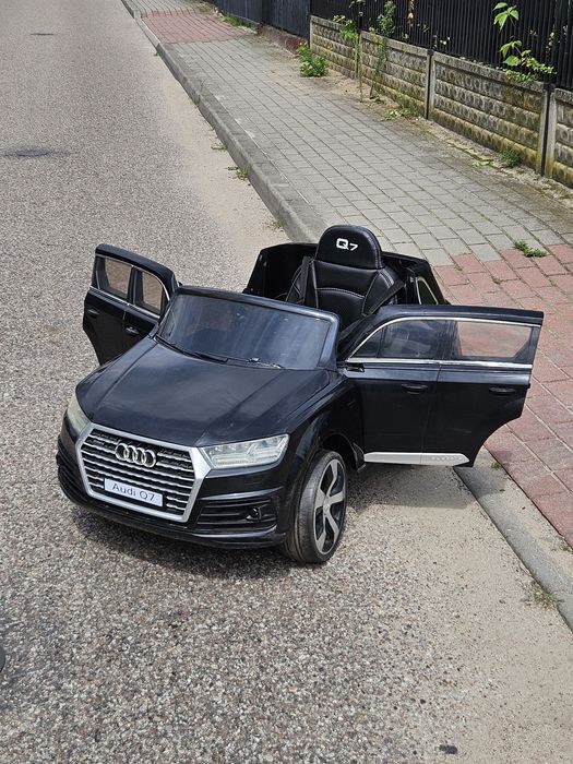 Audi Q7 - samochód elektryczny dla dzieci