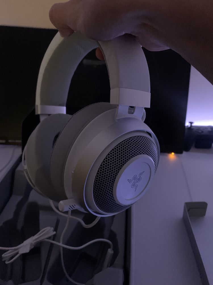 Ігрові навушники RAZER KRAKEN