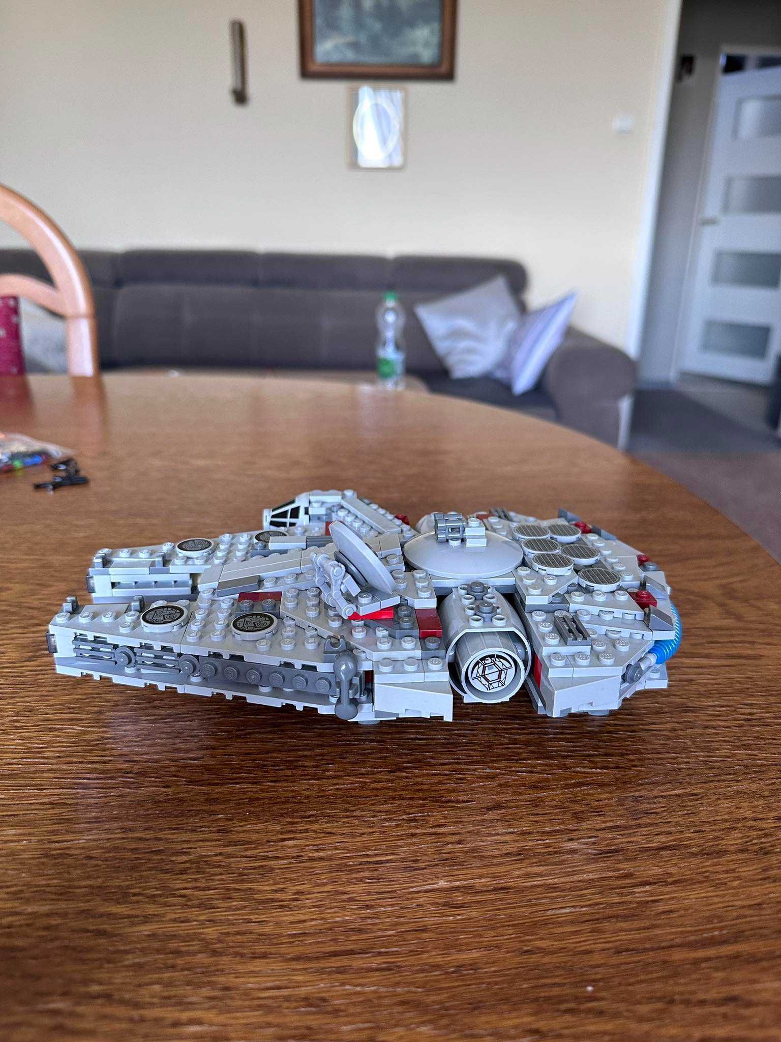 Lego Star Wars 7778 - Sokół Milenium - Midi Scale