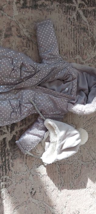 Kurtka ocieplana 80 plus czapka z kominem