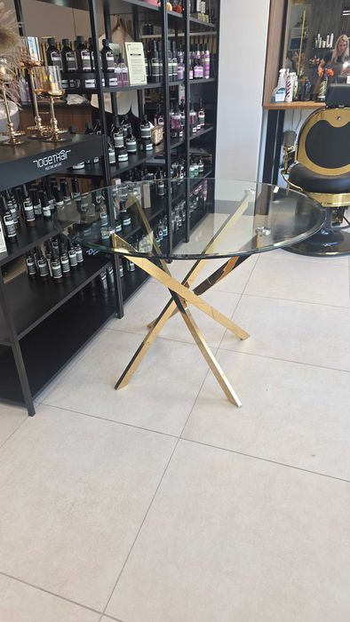 Stół na sprzedaż w Rumi