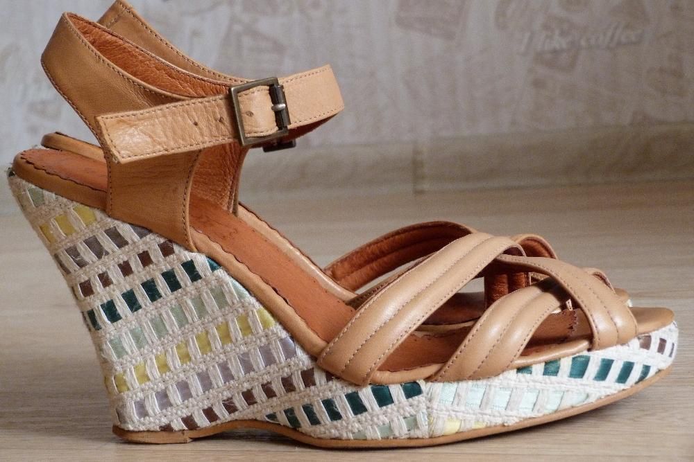 Босоніжки шкіряні Andre, 41 розмір (26,5 см)