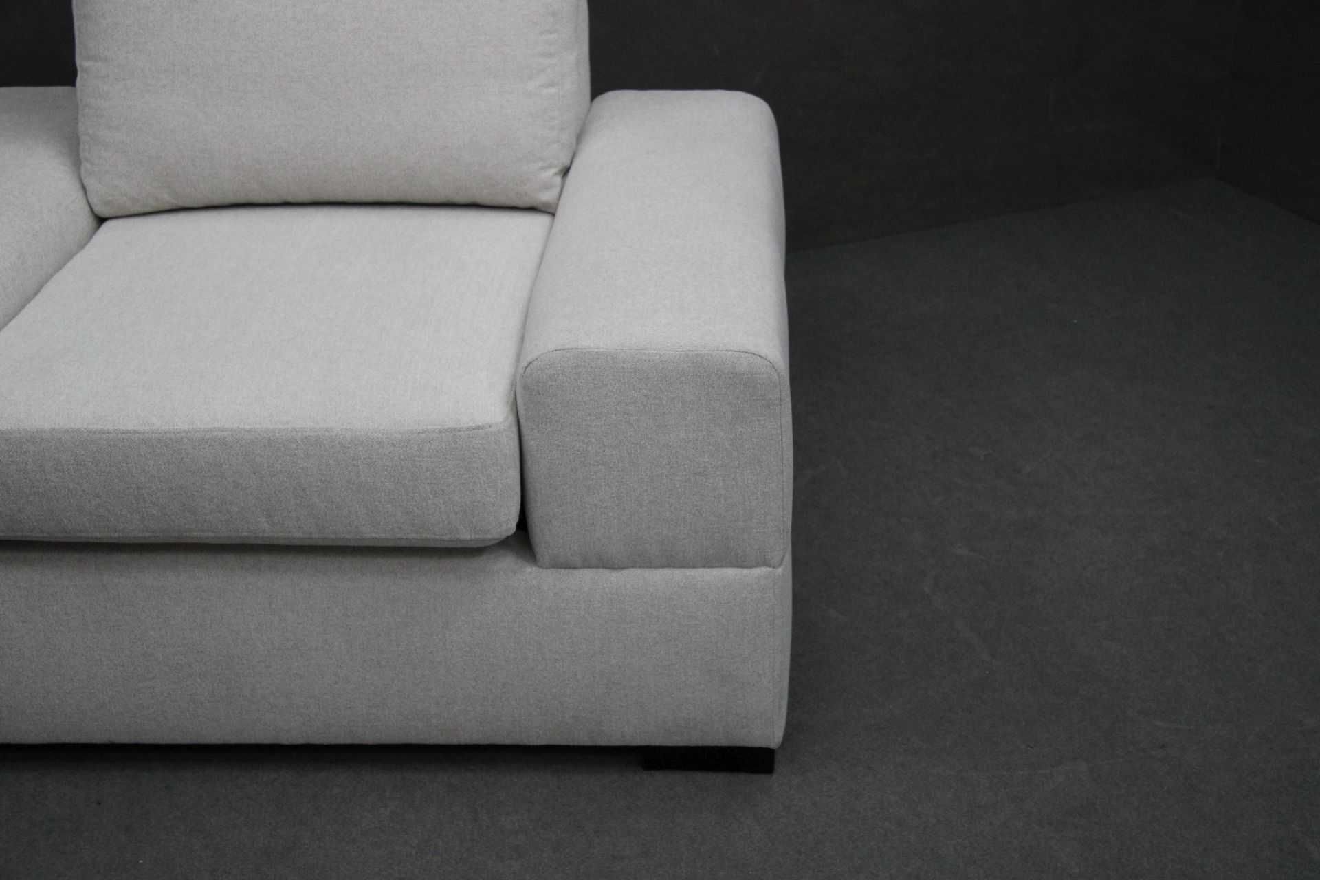 FOTEL JASNY Materiał Dasha Tessero OUTLET BGM24.pl B 7814