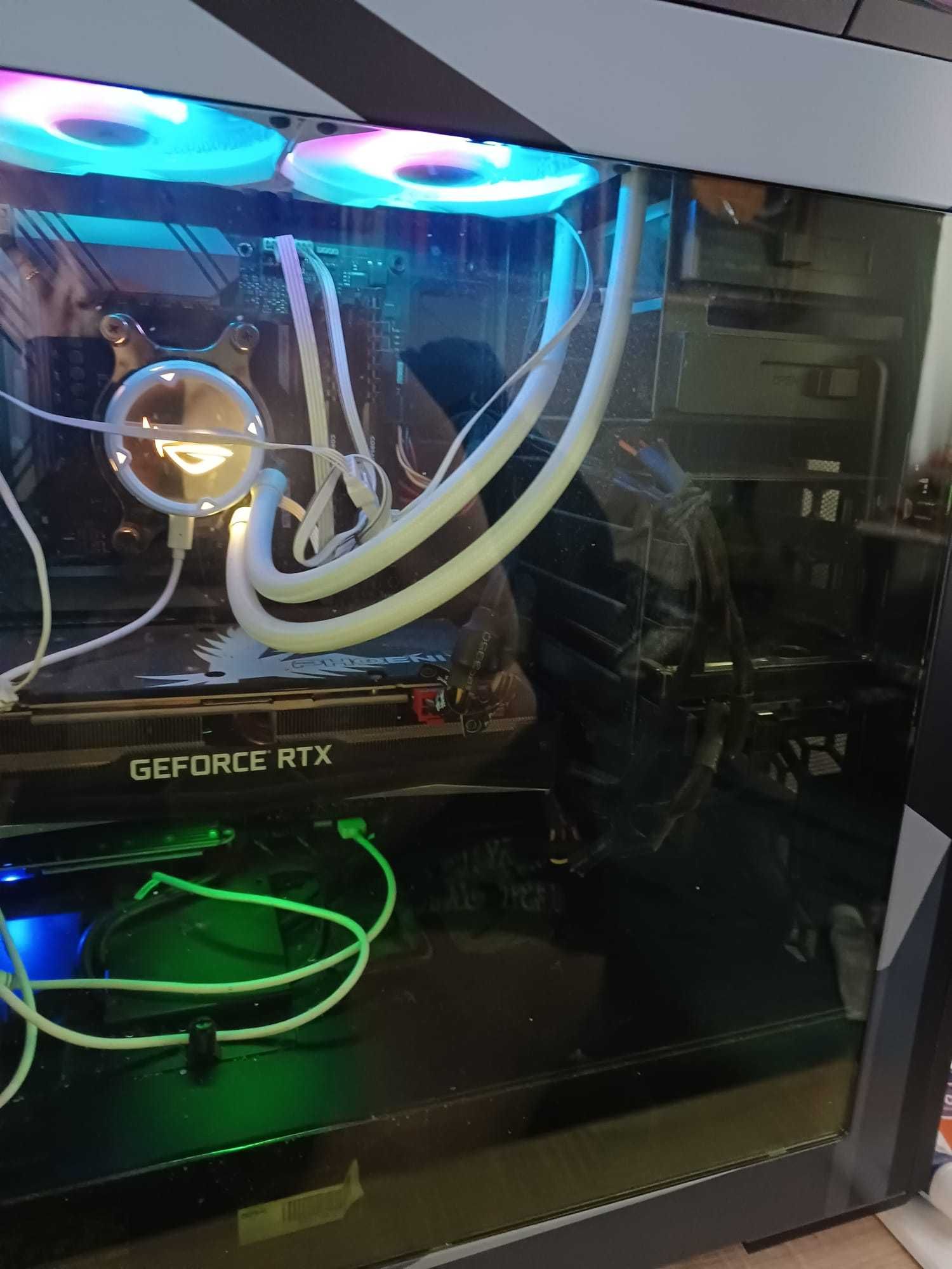 Komputer - Ryzen 9 3900x, ROG STRIX X570-F, RTX 2080 TI