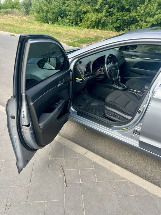 Продам Hyundai Elantra AD 2017