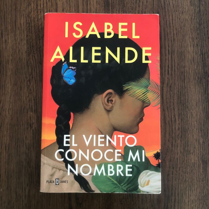 Livro “El viento conoce mi nombre” de Isabel Allende
