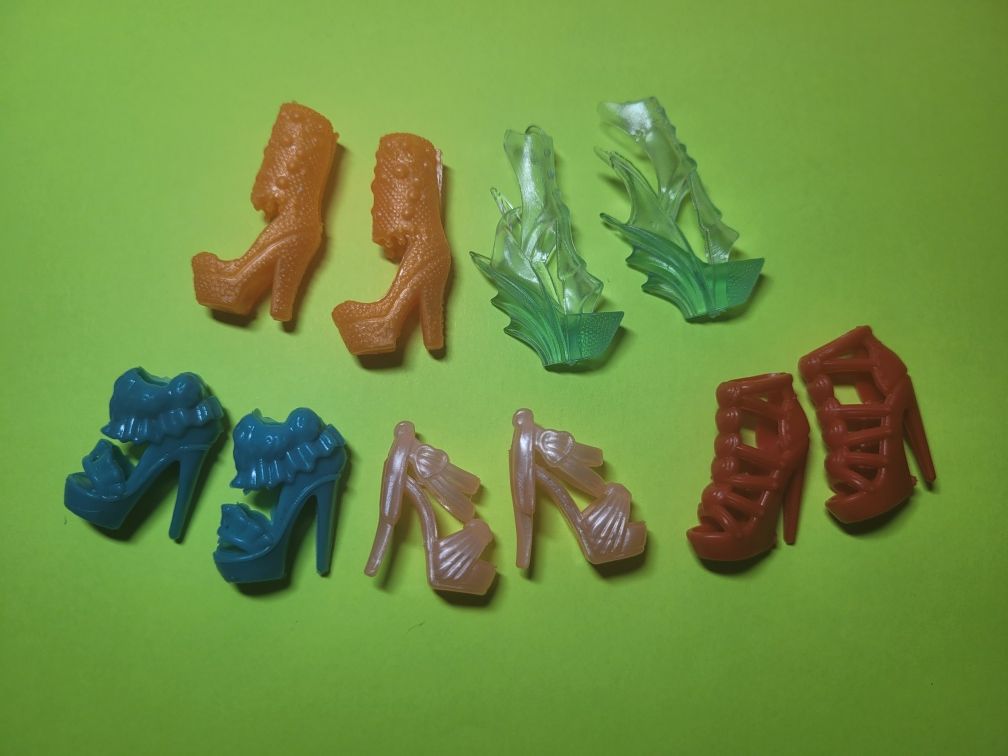 Buty dla lalki Barbie komplet