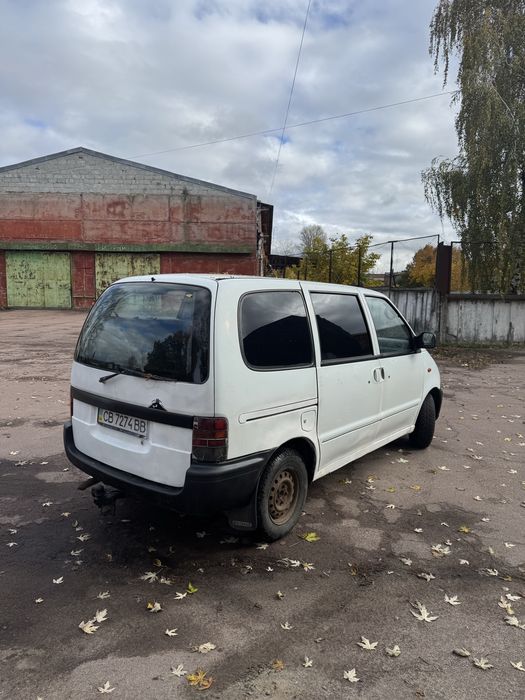 Nissan Serena 2.3 дизель пасажир