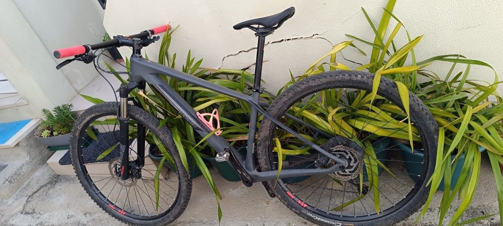 Bicicleta Cube Reacion