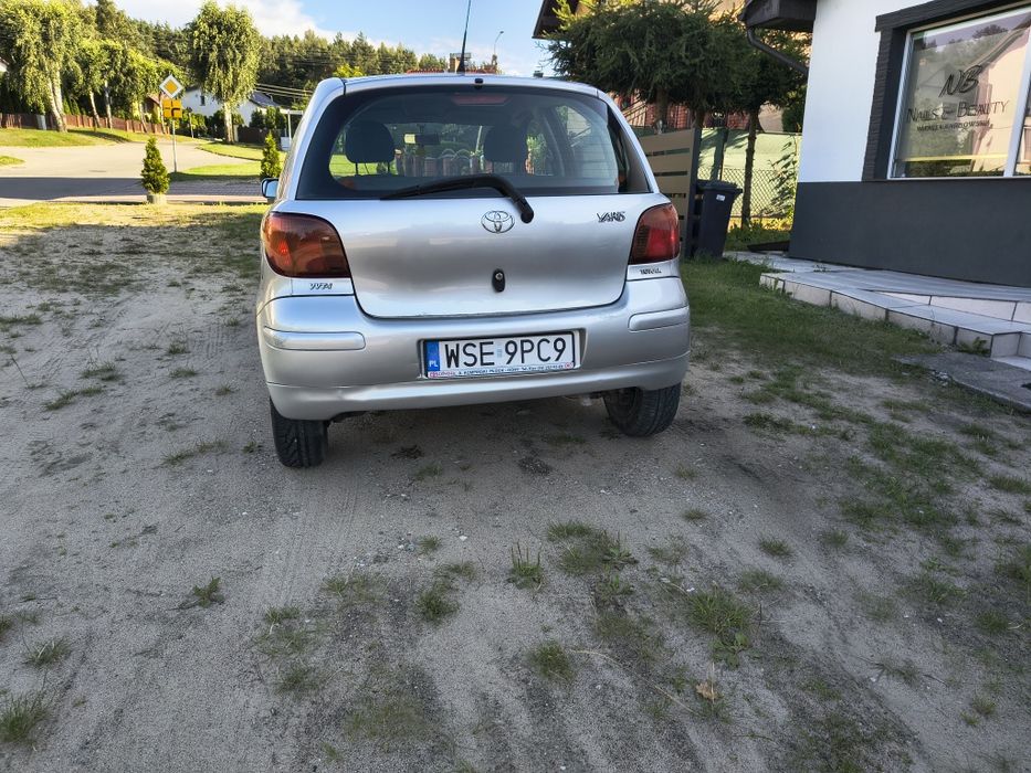 Toyota Yaris 2005 rok klima 5 drzwi 1,0 benzyna