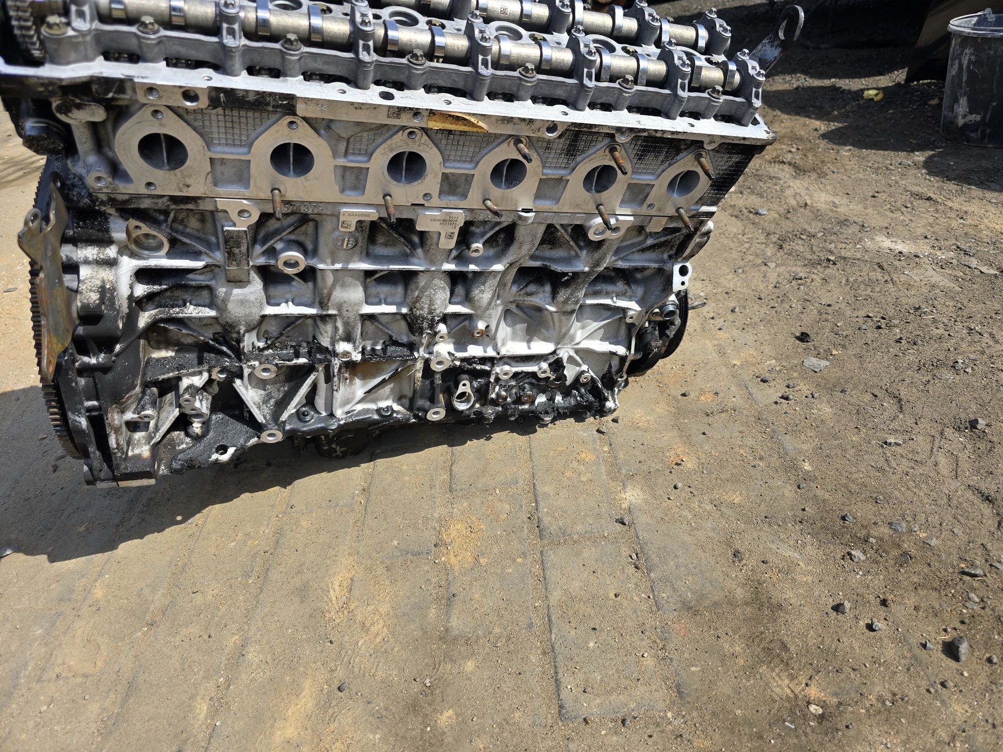 Silnik słupek wał części bmw b57d30a