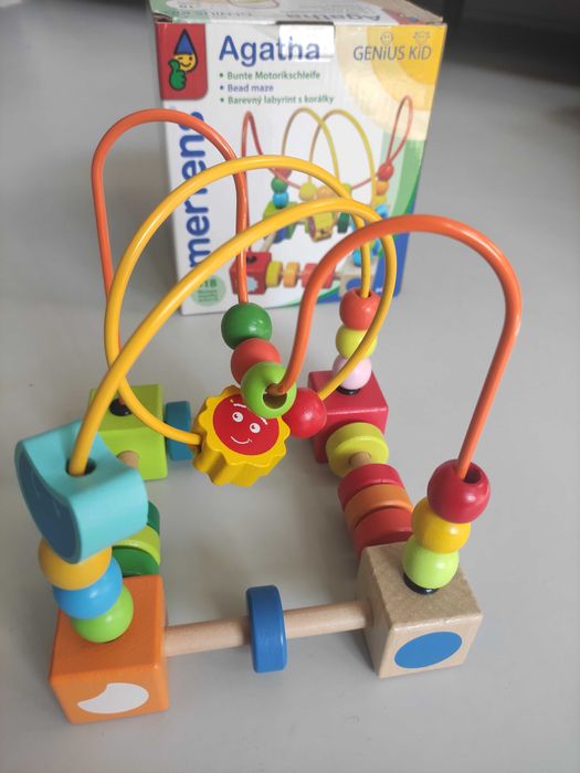 Edukacyjna drewniana zabawka dla dzieci kostka Bino Agatha