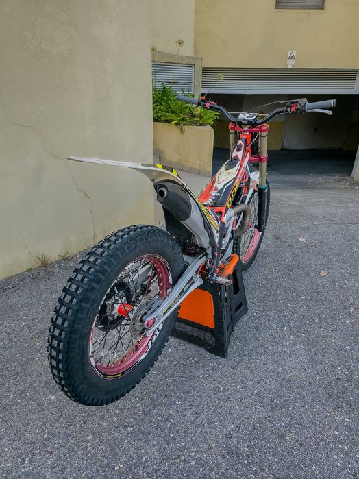 TRRS ONE RR 300 de 2021 com Arranque Eléctrico