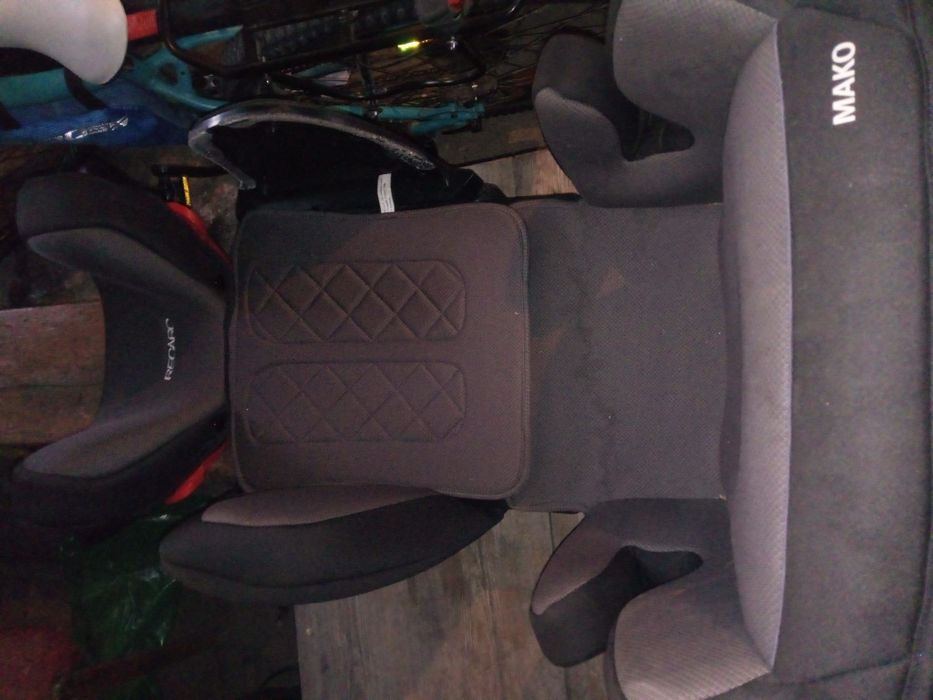 Fotelik samochodowy Recaro Mako 15–36 kg ISOFIX

Sprzedam fotelik samo