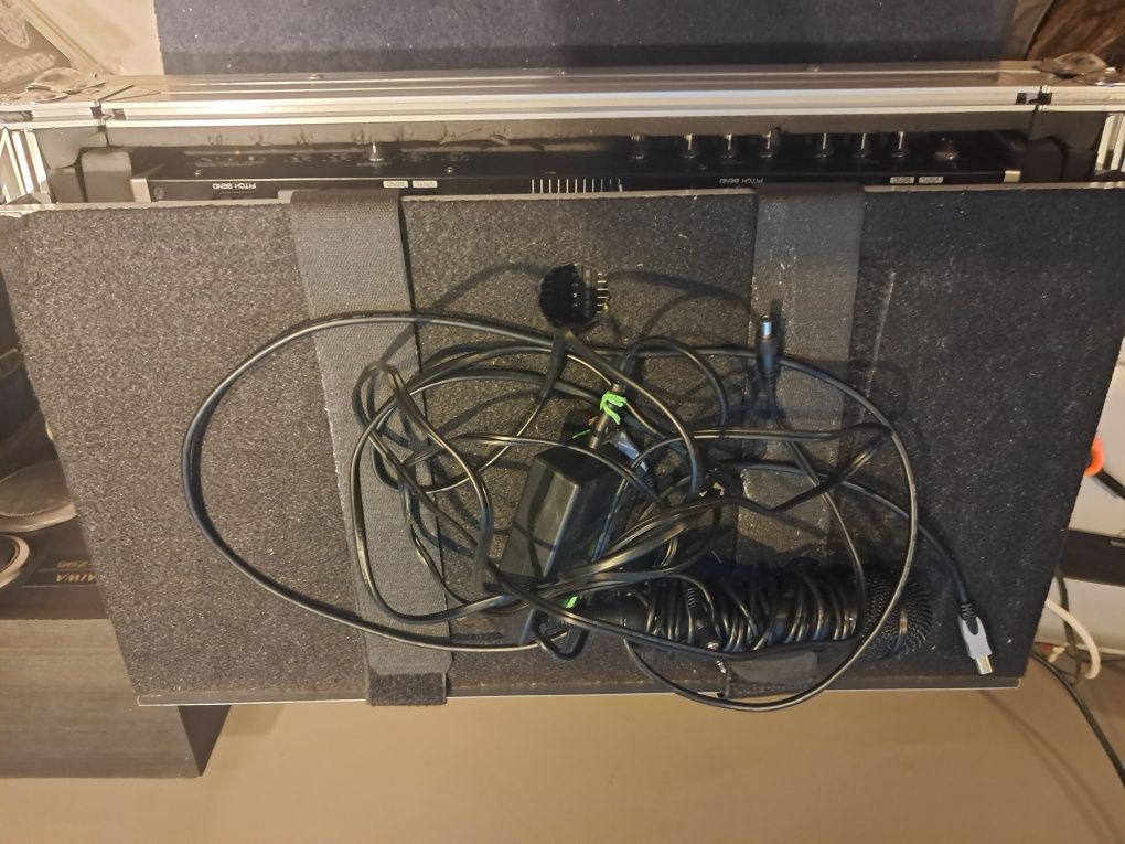 Konsola Denon DN-MC6000 + CASE!