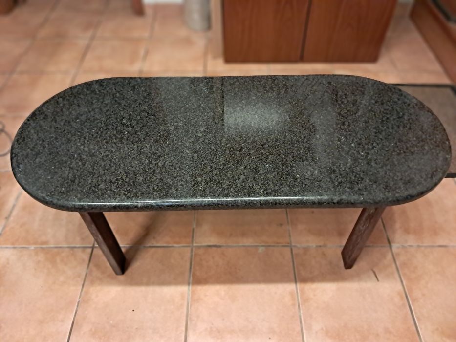 Mesa de Centro em Mármore