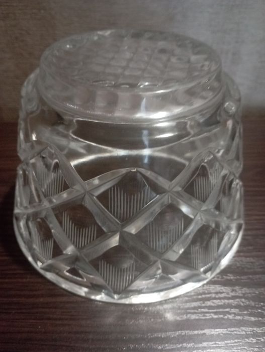 Кришталевий салатник