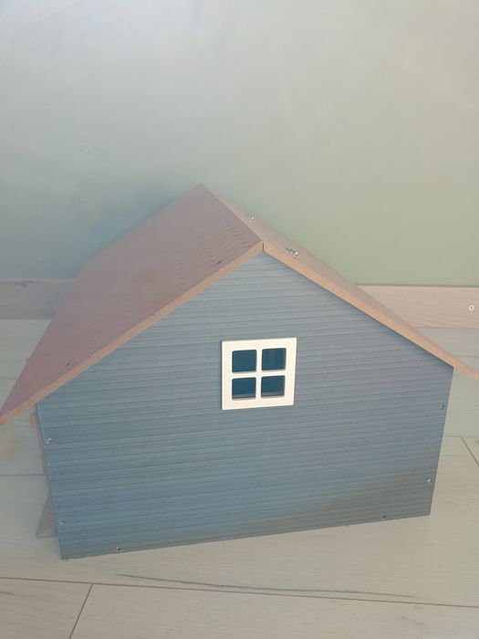 Duża stajnia dla koni