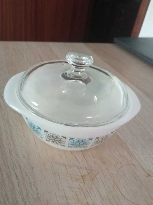 Taça Vintage JAJ Pyrex England (anos 60/70) com Tampa