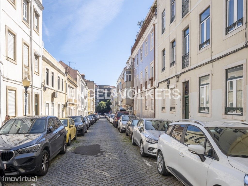 Apartamento T1 + 2 na Estefânia