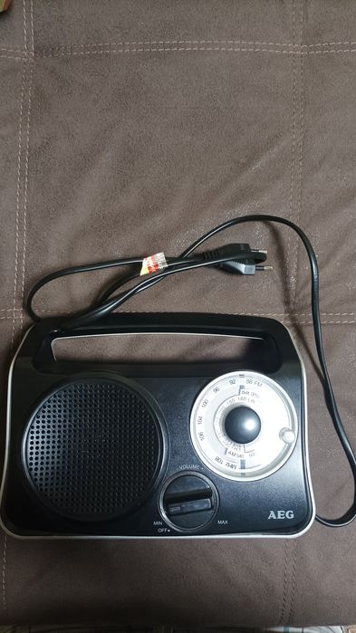 Радіоприймач  AEG Німеччина