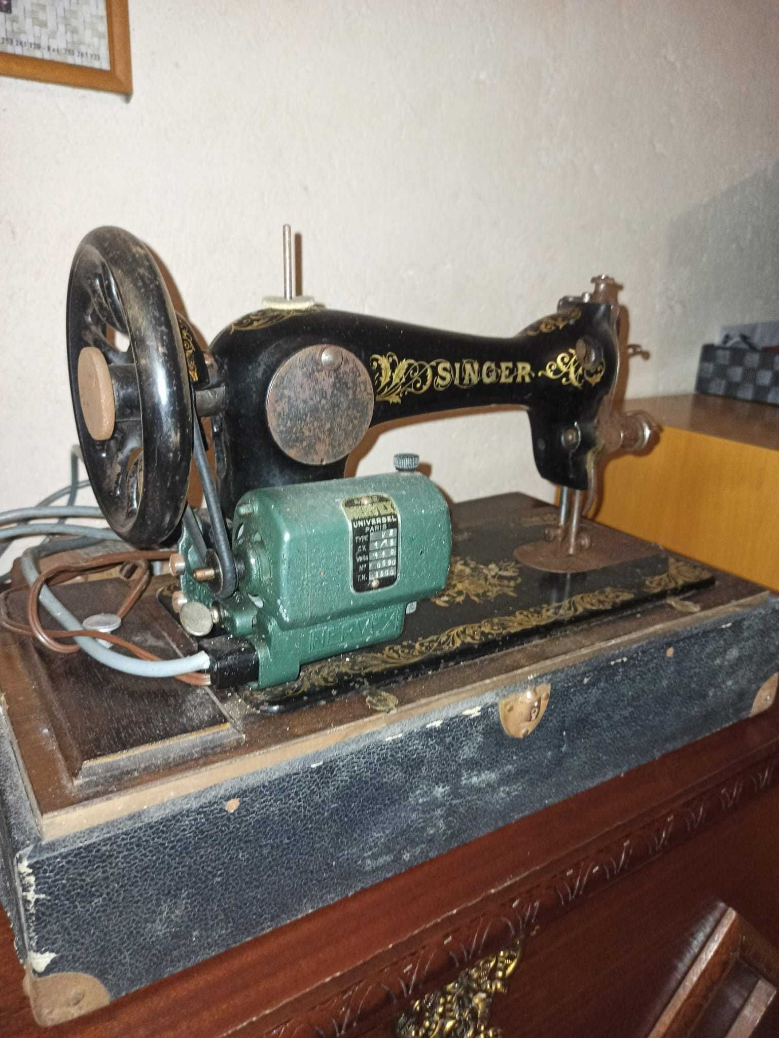 Máquina de Costura The Singer Manufacturing Vintage