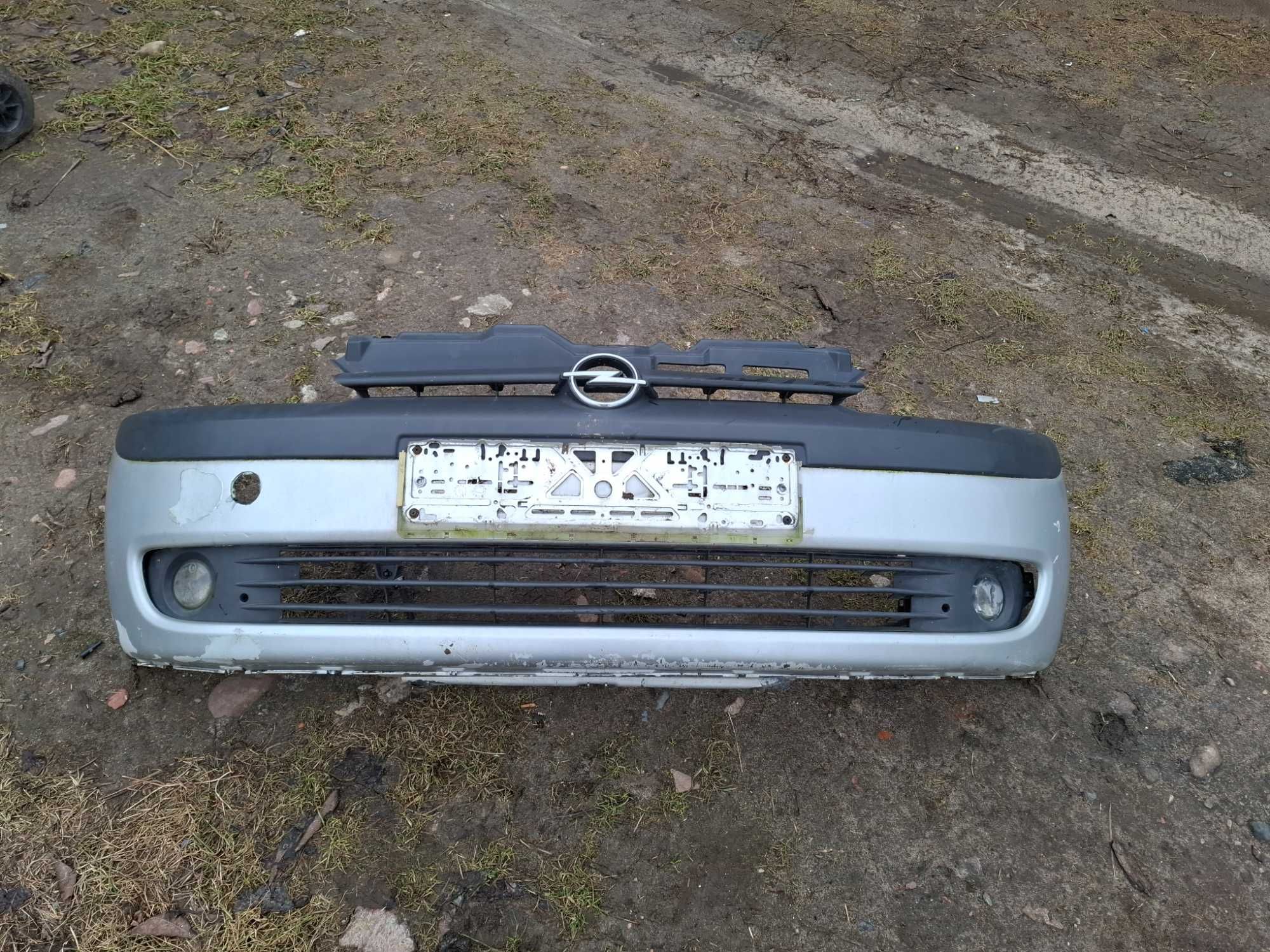 zderzak przód przedni srebrny opel corsa c