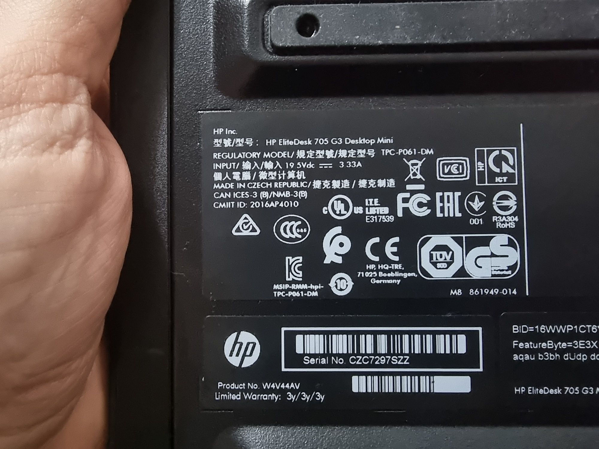 HP EliteDesk 705 G3 Desktop mini
