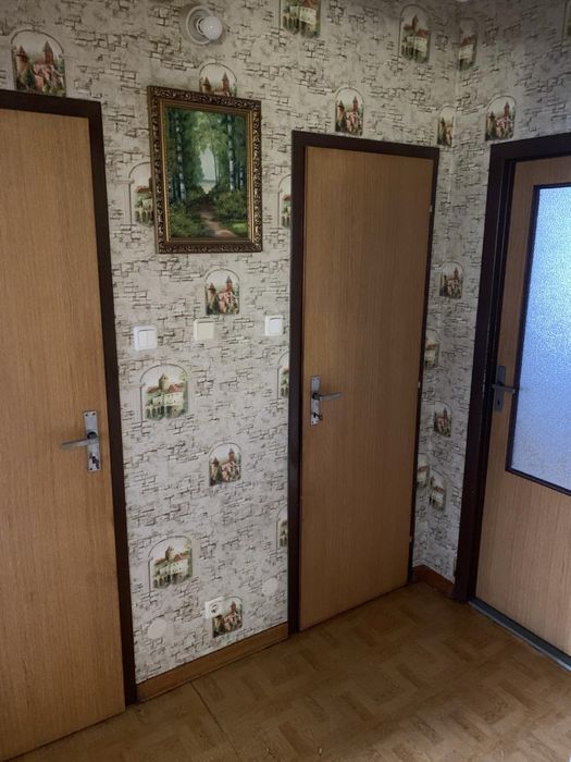 Здається 2 кімнатна квартира на Макулані .