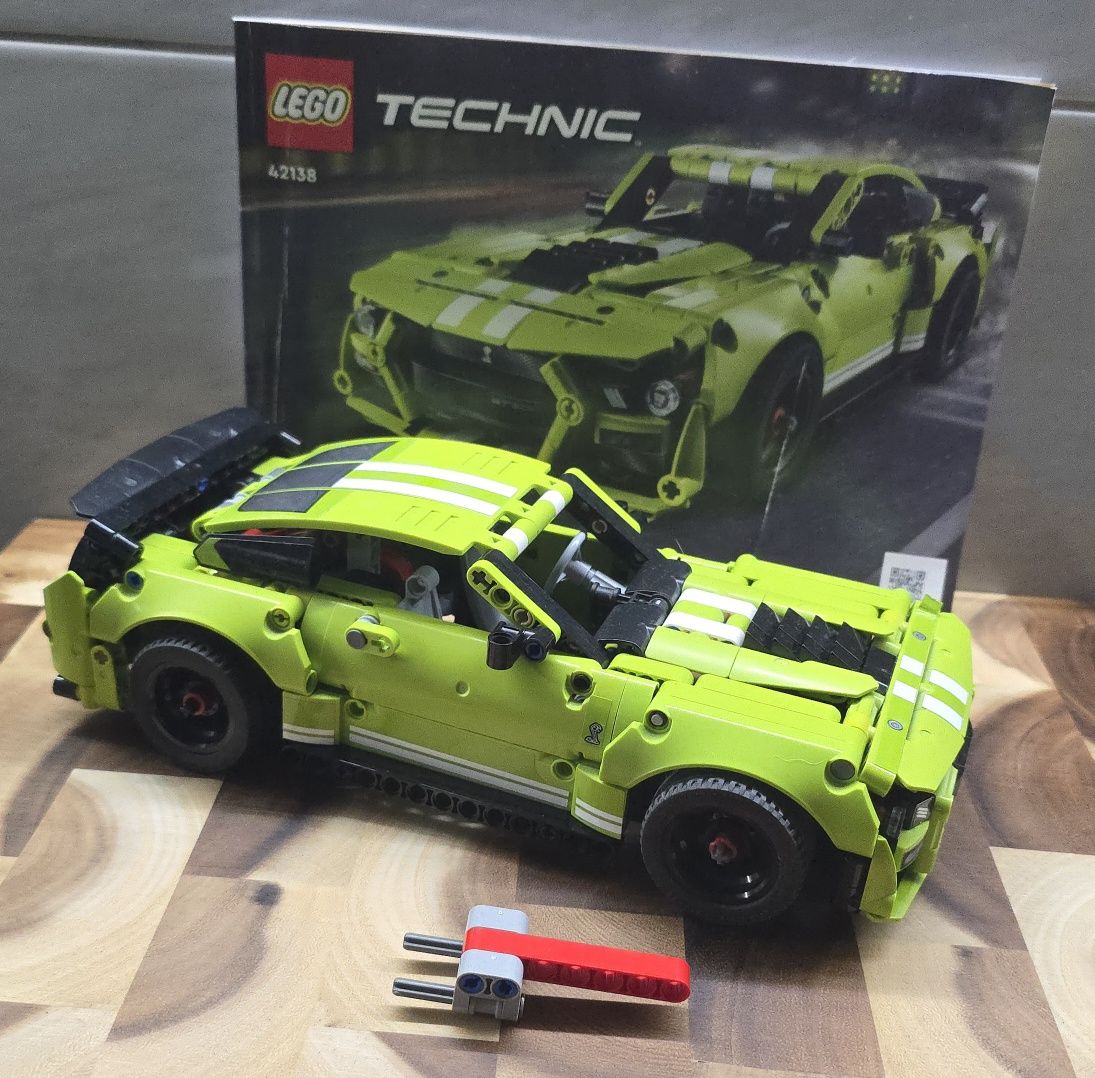 Oryginalny zestaw Lego Technic 42138 Ford Mustang Shelby GT500