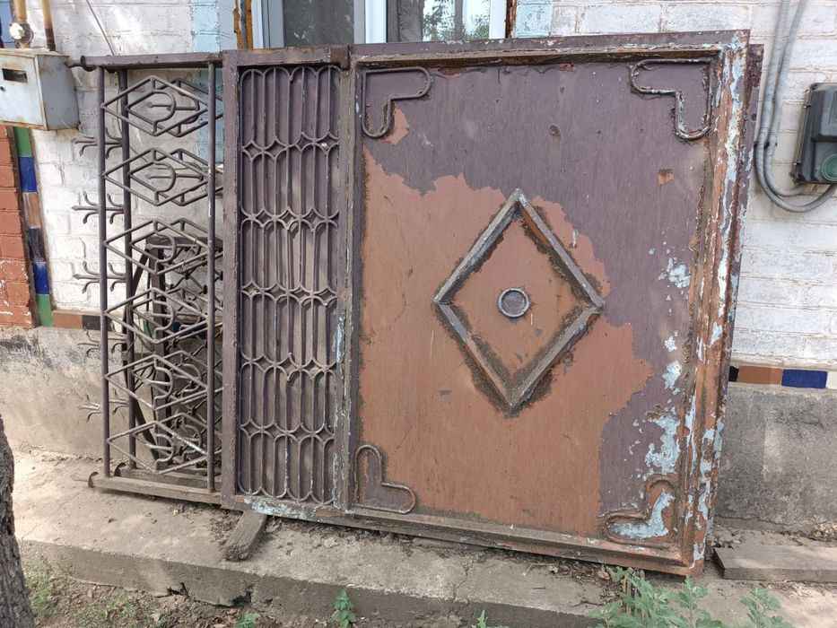 Продам ворота без стоек