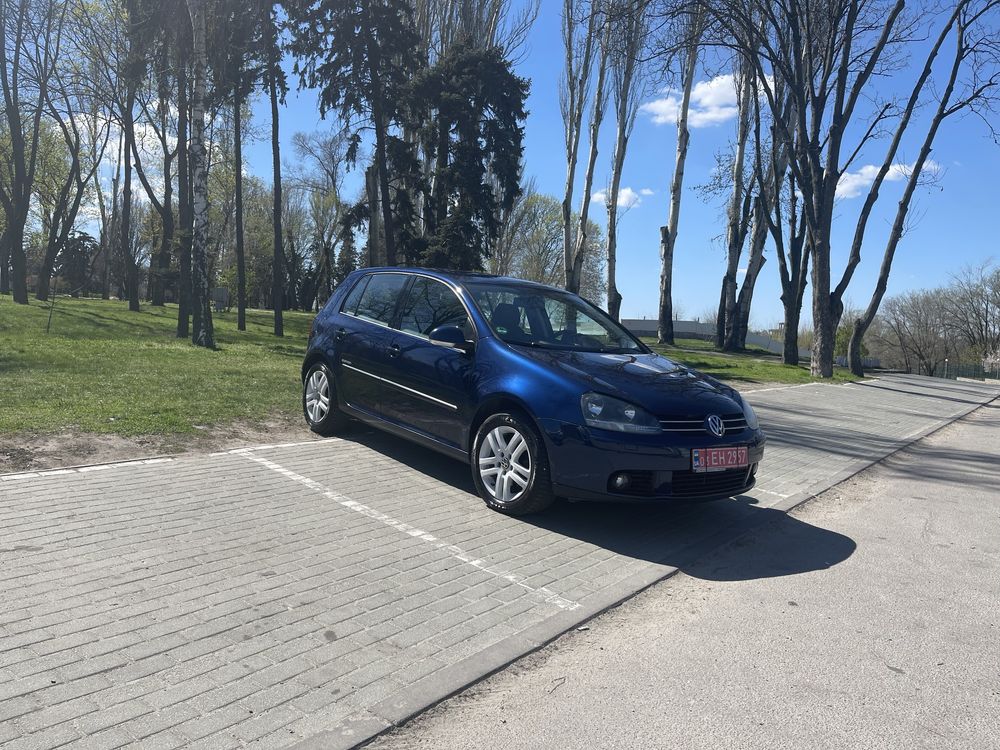 Volkswagen golf 5.