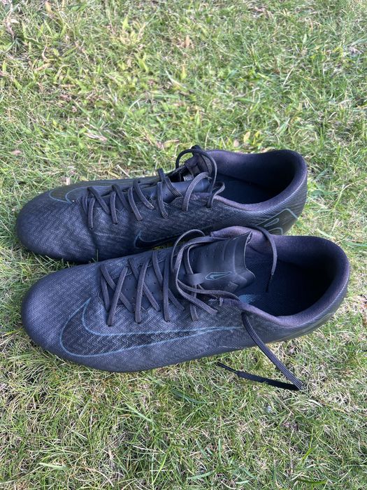 Chuteiras Nike - praticamente novas