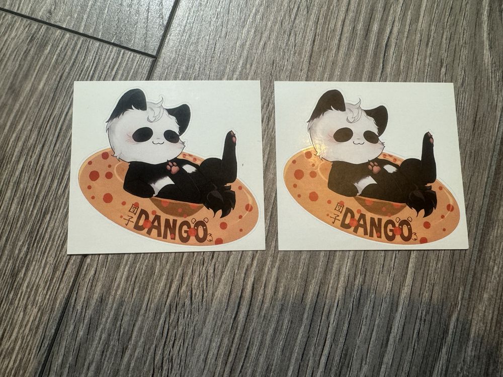 Naklejki z dango 2szt