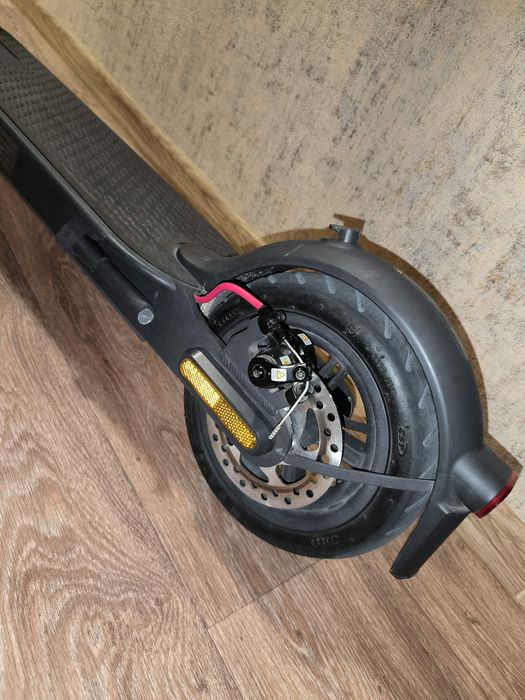 Продам электросамокат Xiaomi Scooter Pro2!