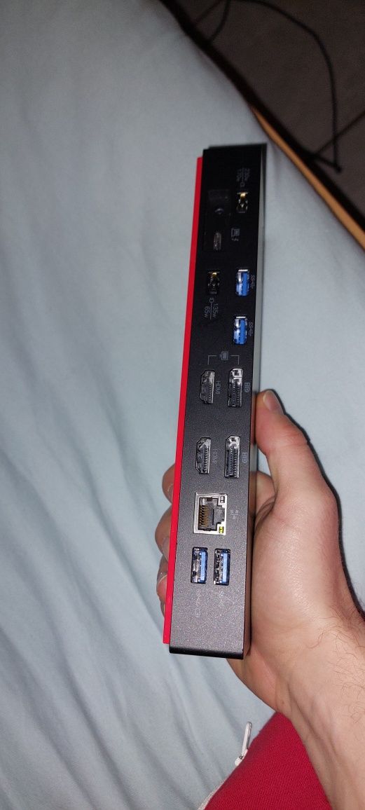 Stacja dokująca thinkpad thunderbolt 3 generacja 3 . Zasilacz komplet
