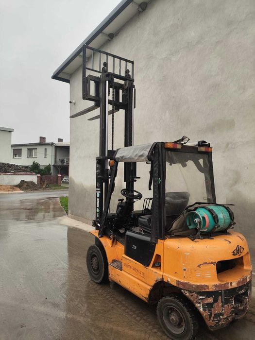 Sprzedam wózek widłowy HC 25 z 2006 roku