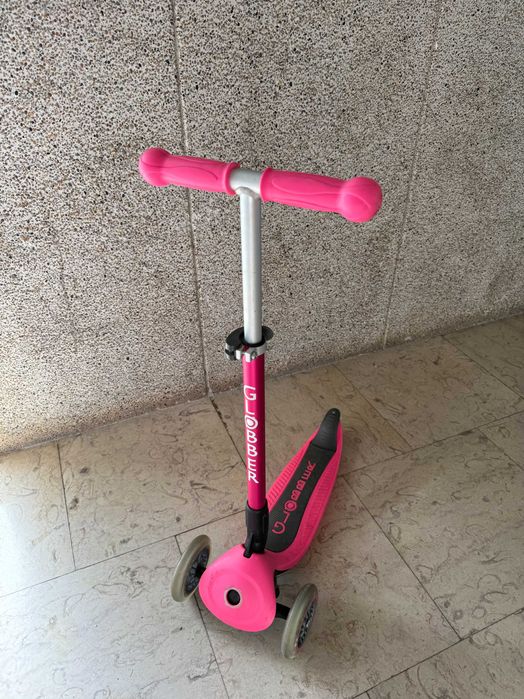 Trotinete Globber Rosa com 3 rodas para criança