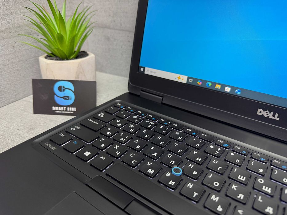 Надійний ноутбук Dell 5580/I5-6300u/8gb ddr4/256gb ssd/15.6”