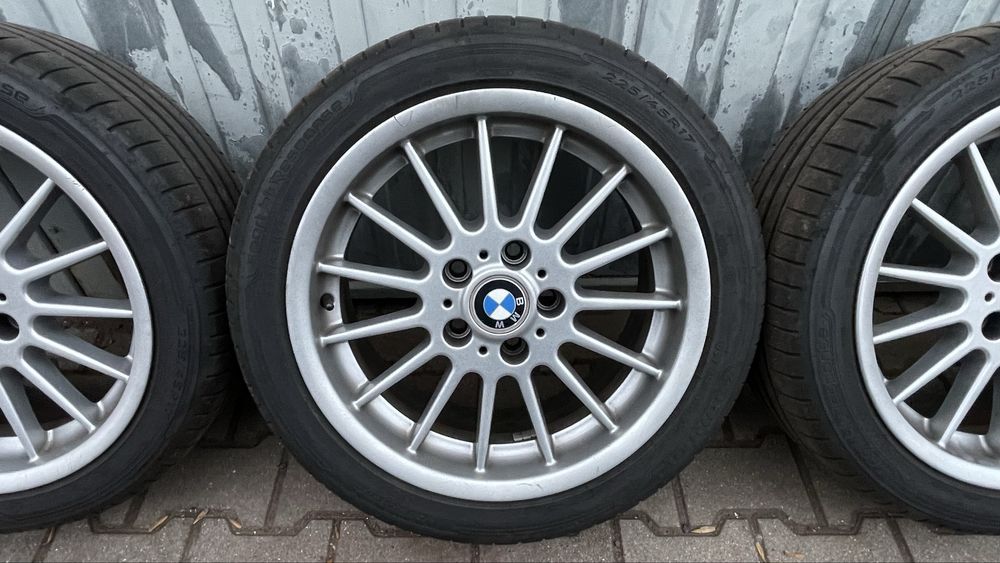 Felgi BMW Styling 32 5x120 8j 17