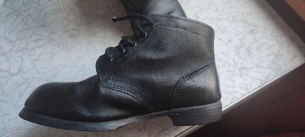Ботинки кирзовые