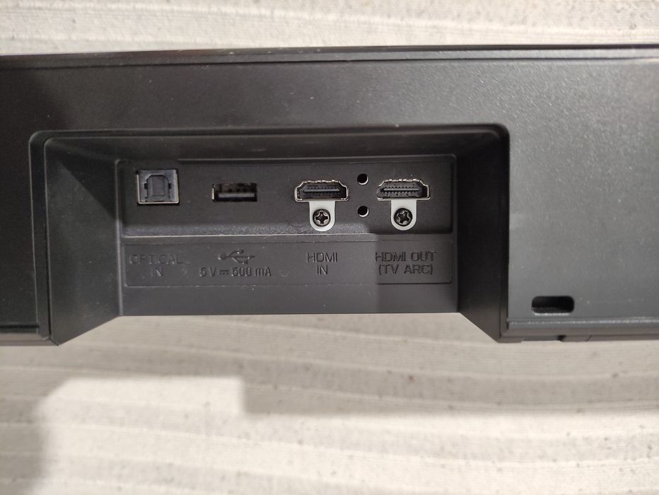 Soundbar LG SN7Y + Colunas Traseiras LG SPK8-S ( 5.1.2 Dolby Atmos)