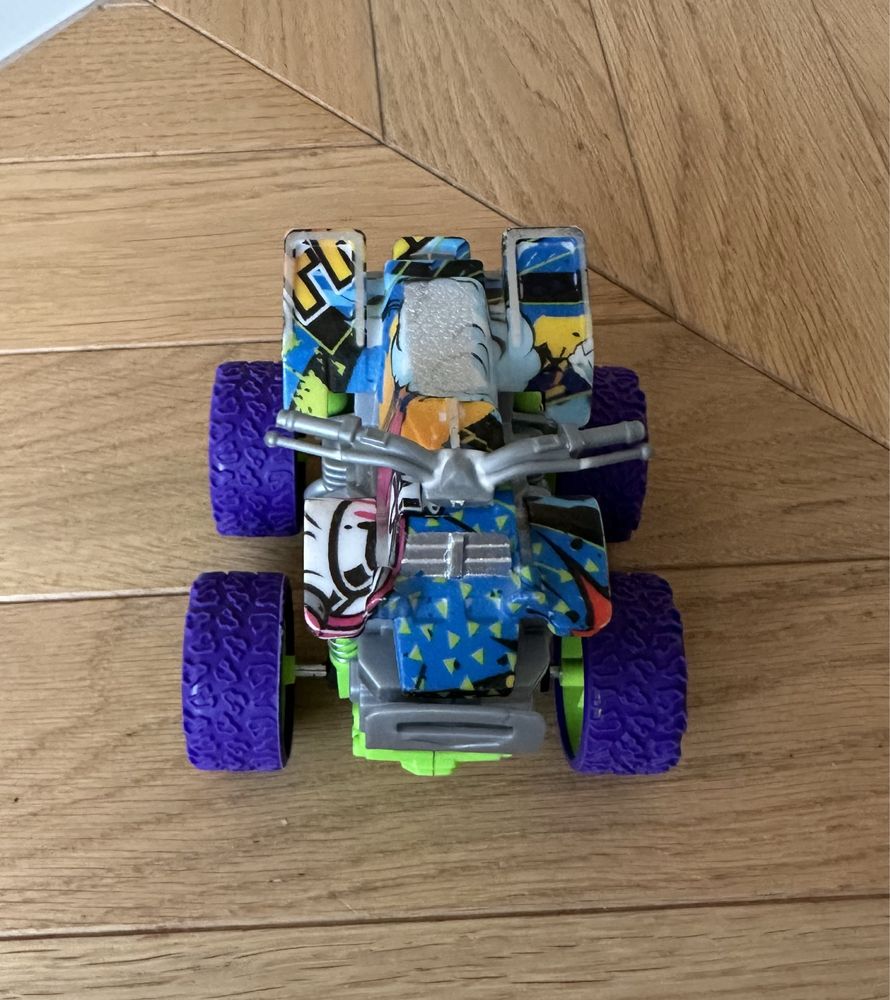 Pojazd quad motor