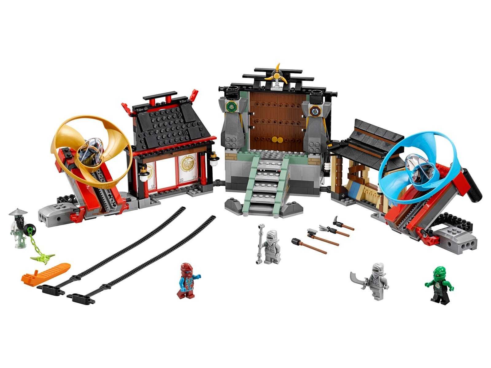 Klocki LEGO Ninjago 70590 - Plac bitewny airjitzu