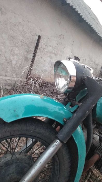 Фара к 750      .