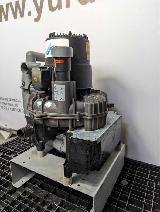 Суха помпа Durr Dental 900