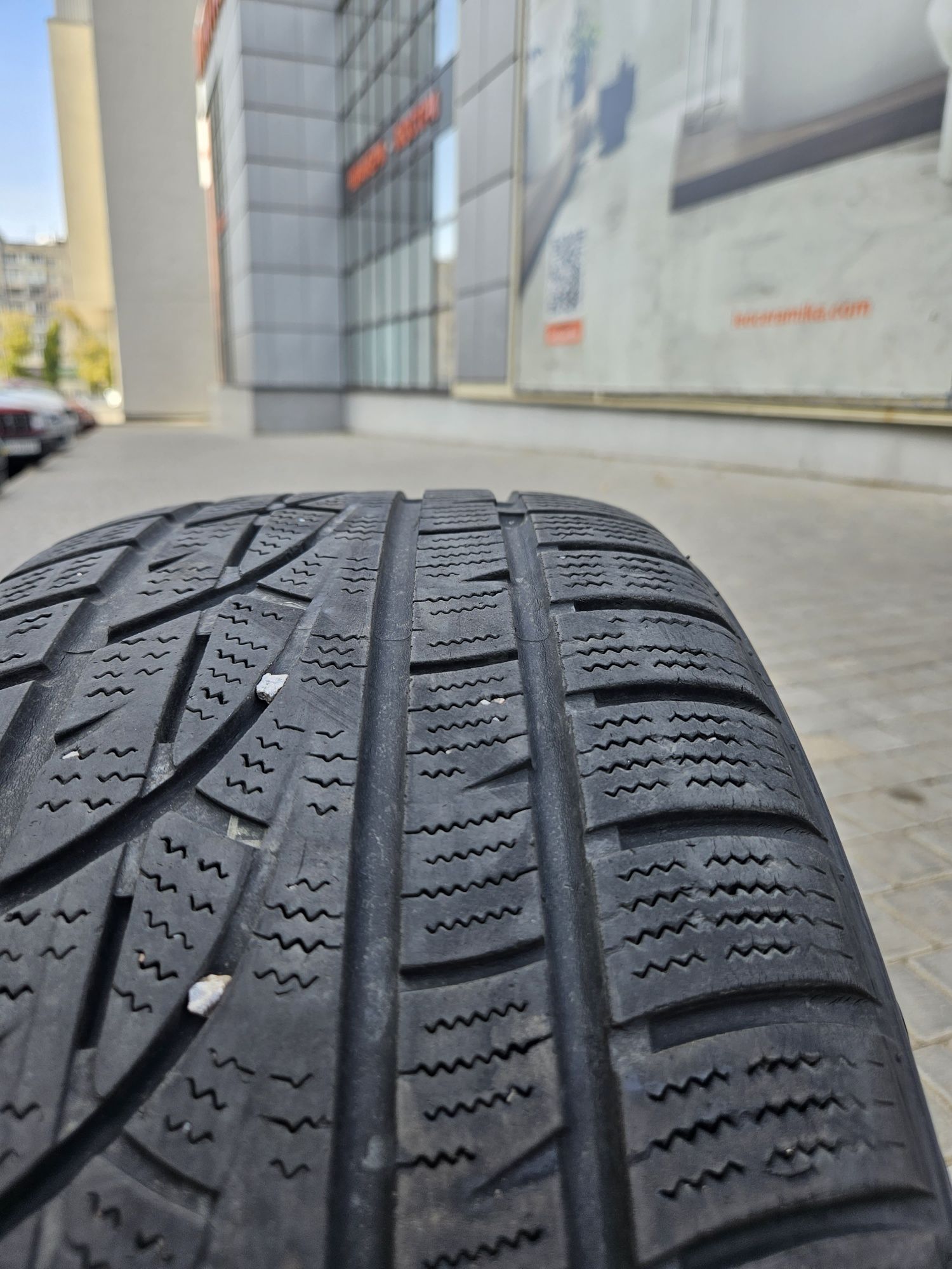 Зимняя резина r17 235/45 Hankook