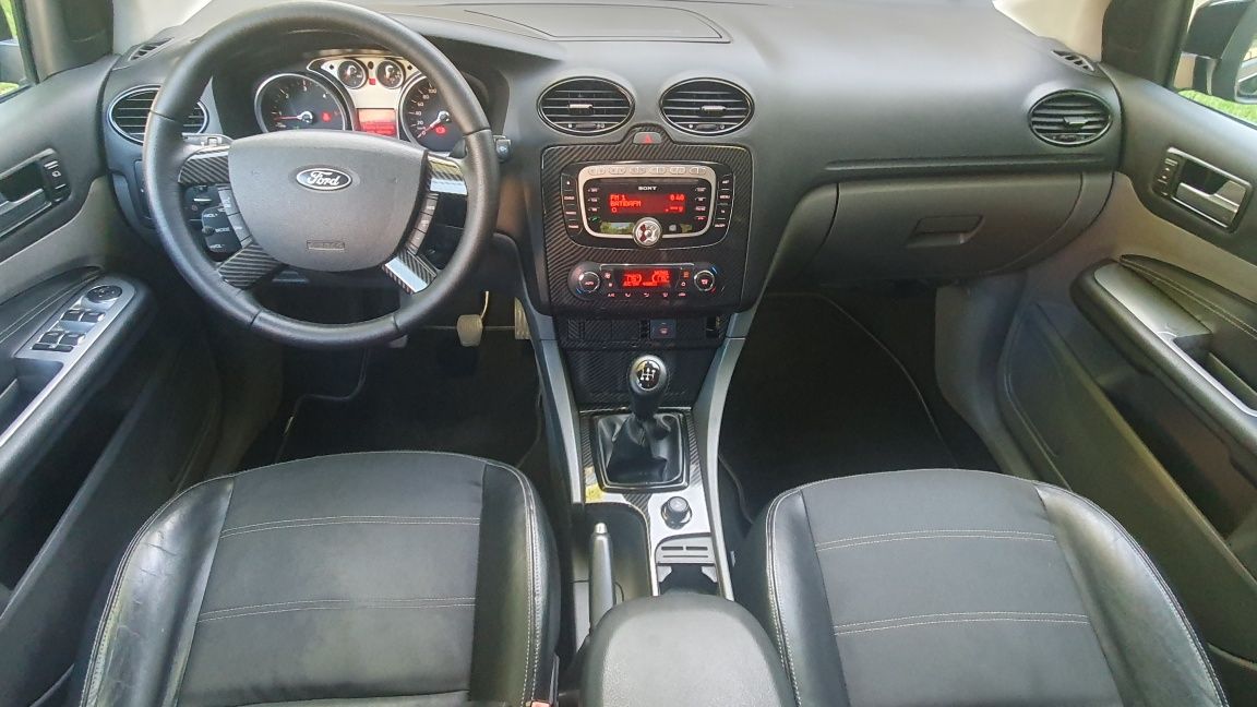 Ford Focus 1.6 TDCi, Titanium, 2008, Impecável