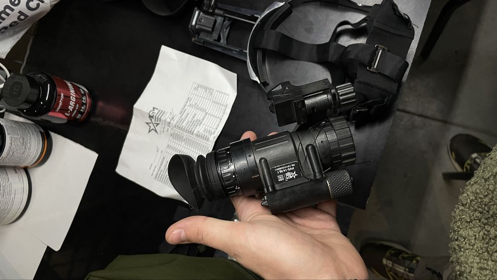 PVS 14 GEN 2 зелений фосфор