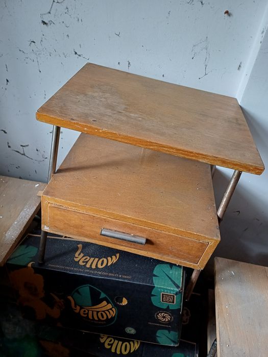 Stoliki nocne z lat 60 tych do renowacji 8 szt